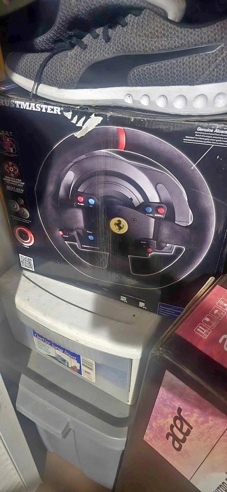 Thrustmaster t300rs with 7spd H-shifter
