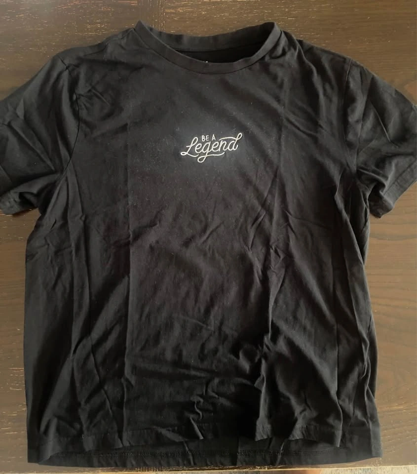 Urban Man 'Be A Legend' Graphic T-Shirt - Size Large