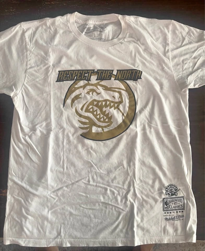 Mitchell & Ness Toronto Raptors Hardwood Classics T-Shirt Size L