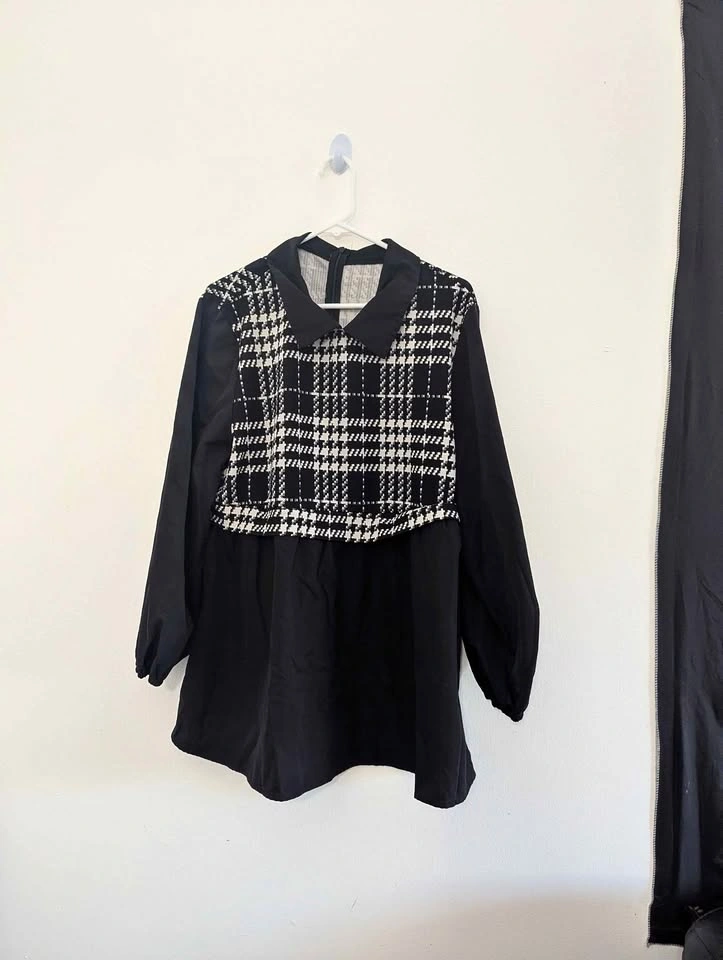 Black and White Plaid Long Sleeve Tunic Top