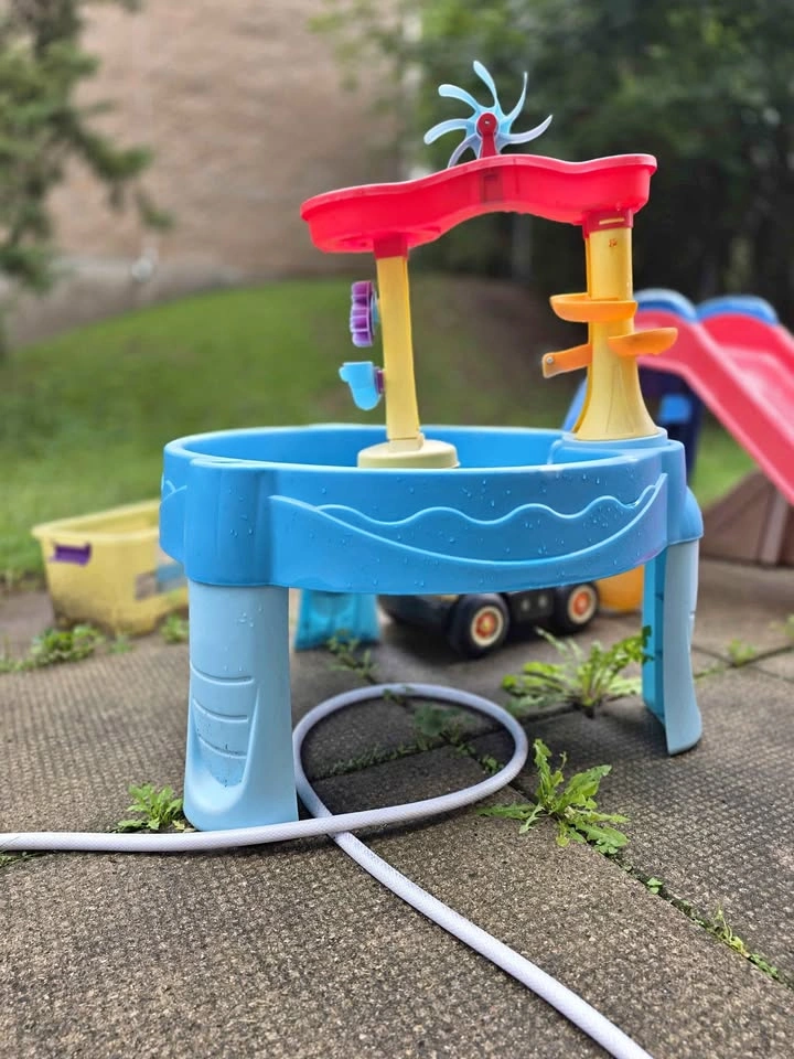 Step2 Rain Showers Splash Pond Water Table