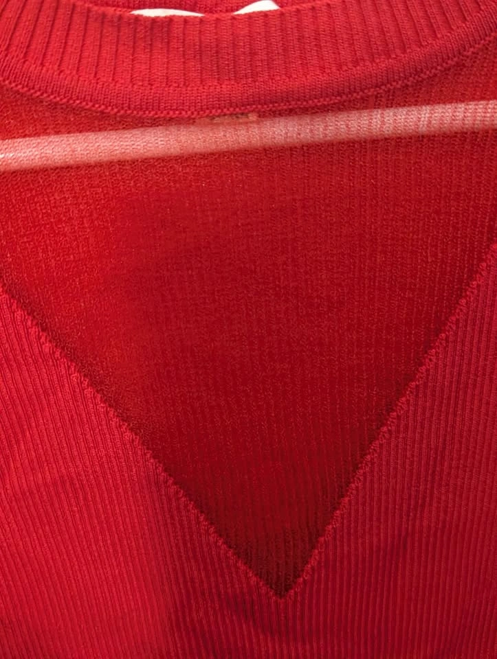 Vine & Love Red Fringe Sleeve Top Size L - photo 3