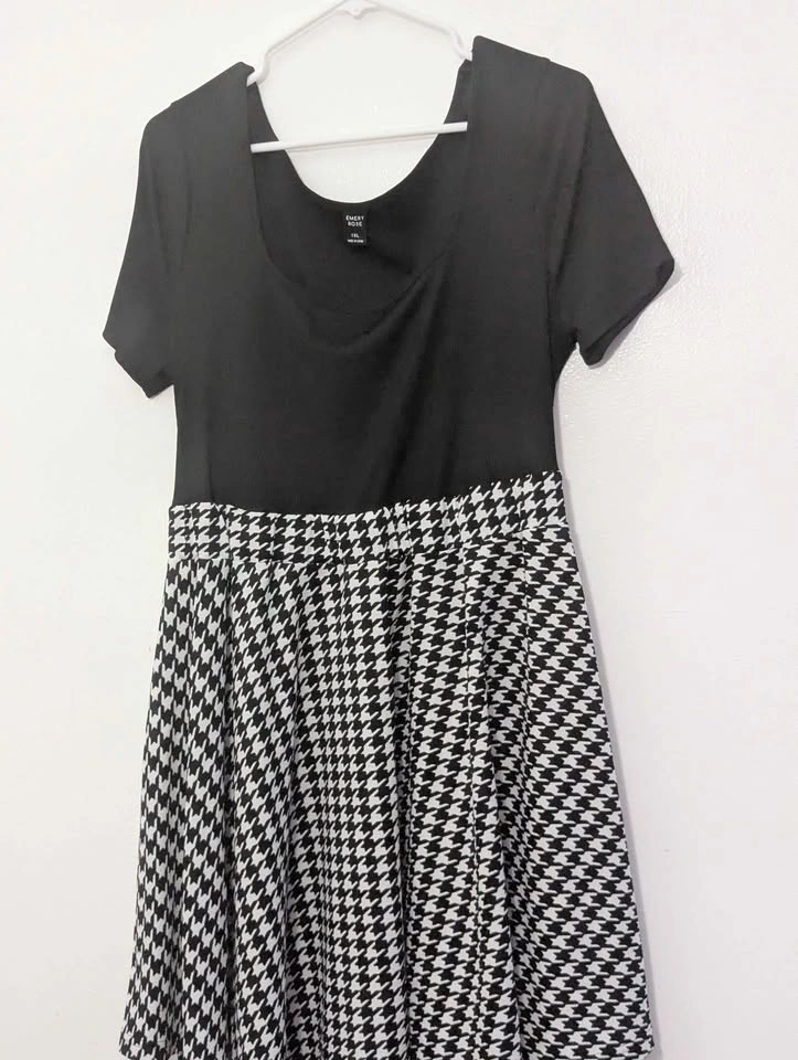 Emery Rose 1XL Houndstooth Skater Dress - photo 3