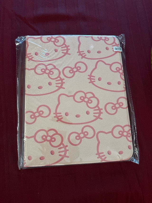 Hello Kitty iPad 10 Case – New in Package