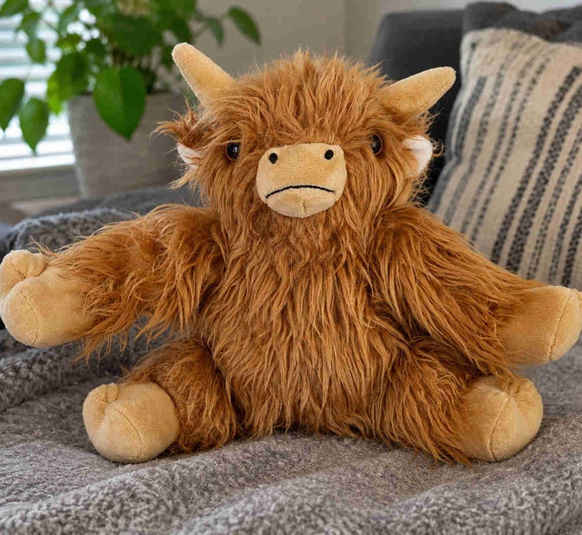 Suzzipals Highland Cow Warmie – Microwaveable Plush
