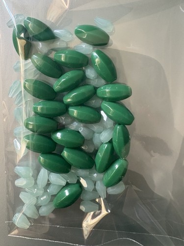 Vintage Green Tone Jewelry Beads - photo 2