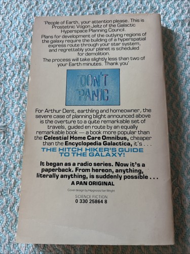 Douglas Adams Hitch-Hiker’s Guide to the Galaxy 1979 Pan PB - photo 4