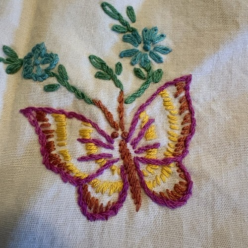 Vintage Hand Embroidered Deer & Butterfly Table Linen - photo 2