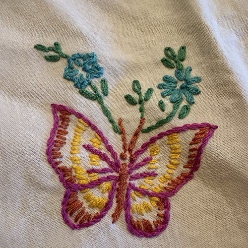 Vintage Hand Embroidered Deer & Butterfly Table Linen - photo 4