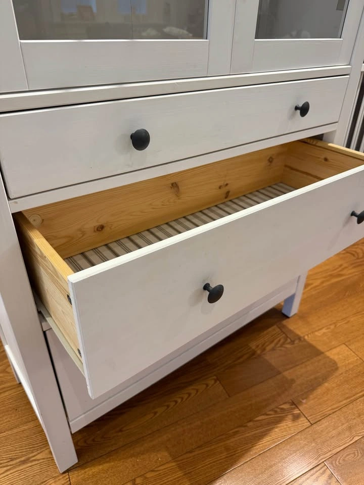 IKEA HEMNES Glass-Door Cabinet with 3 Drawers - photo 4