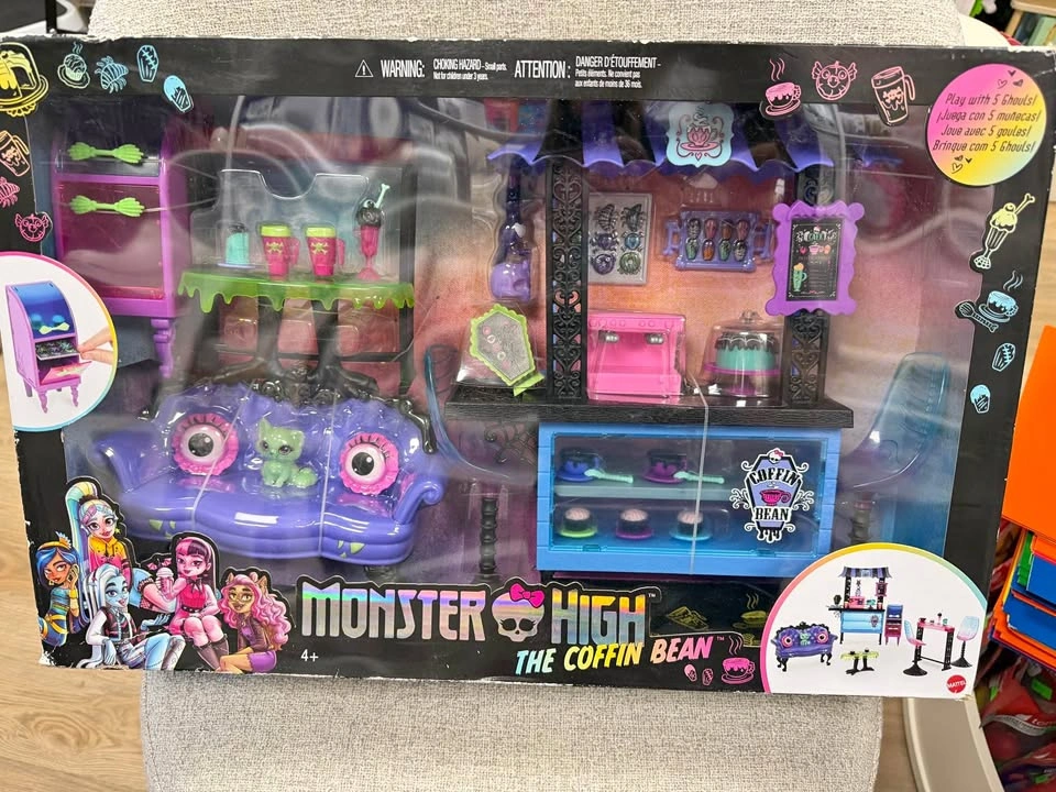 Monster High The Coffin Bean Playset