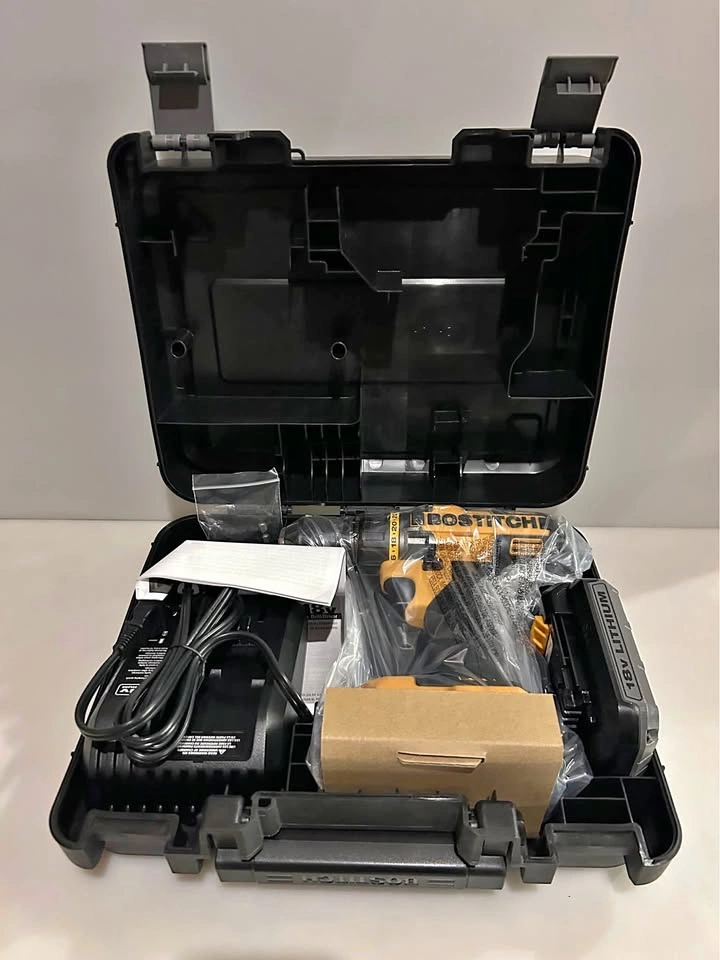 New Bostitch Cordless Drill 18V + 2 Batteries, Charger & Case