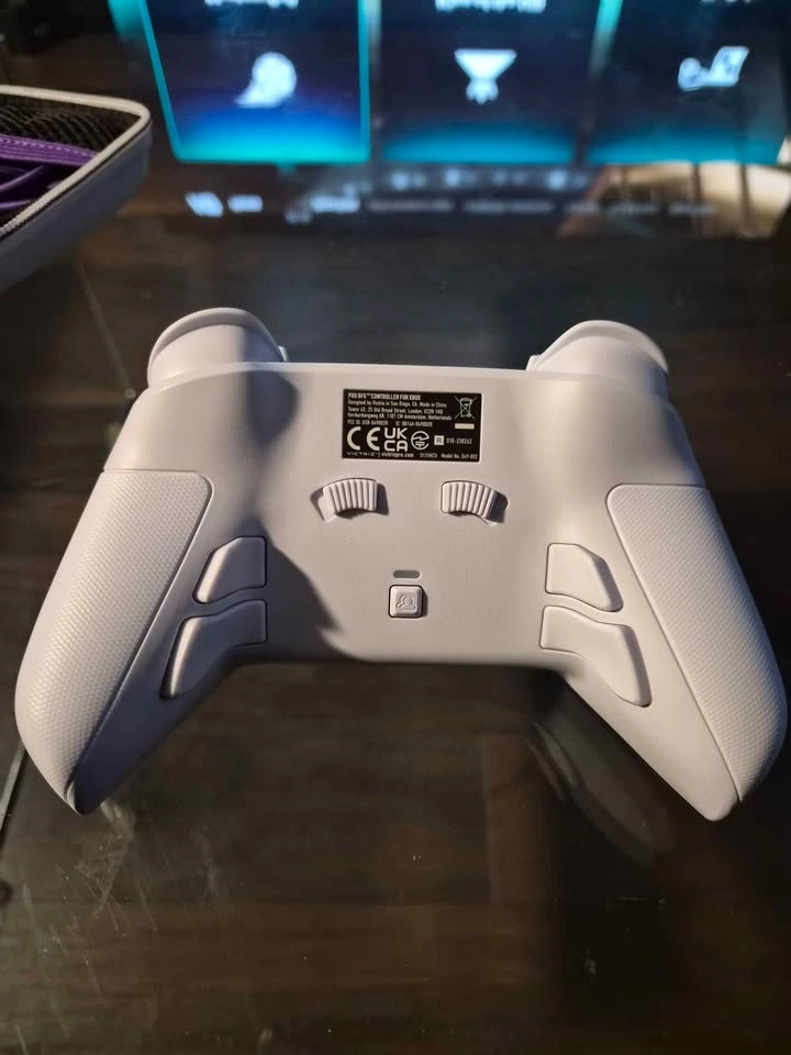 Victrix Pro BFG Wireless Controller - White - photo 2