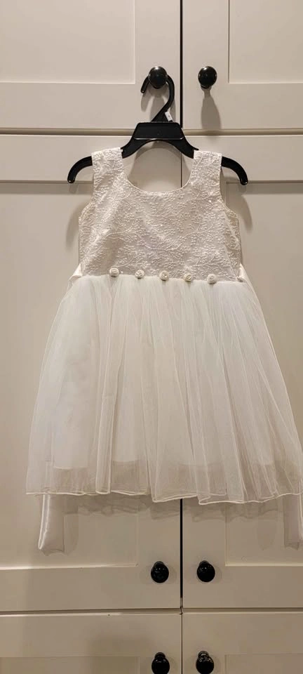 Bundle of 10 Girls Dresses – Size 2 to 4 Years (2T–4T) - photo 2