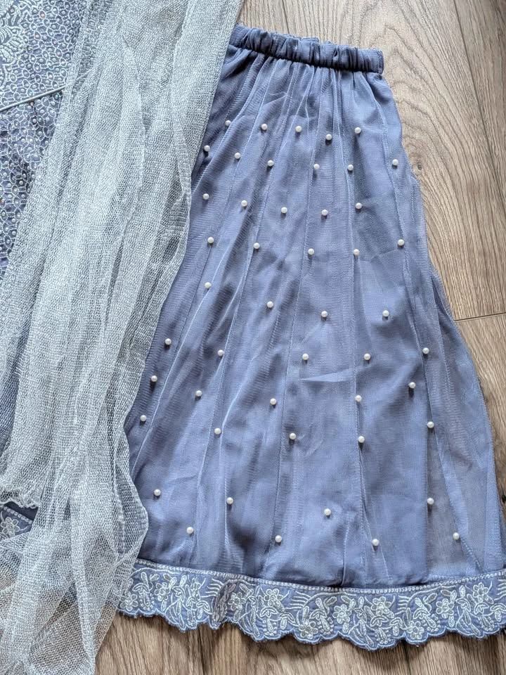 Grey Embellished 3-Piece Lehenga Choli Set - photo 3