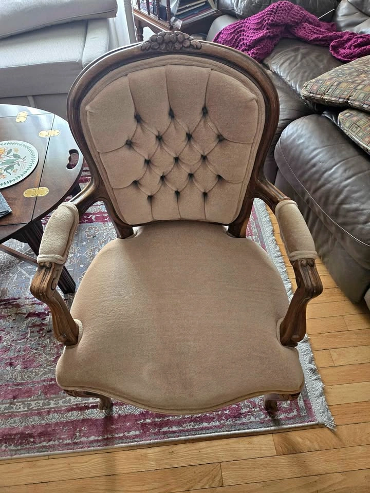 Vintage French Provincial Tufted Velvet Armchair
