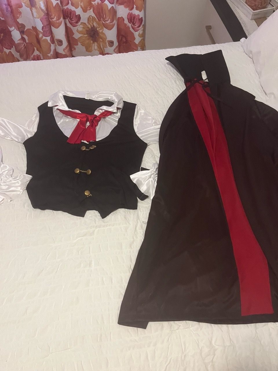 True Vamp Halloween Costume Medium - photo 2