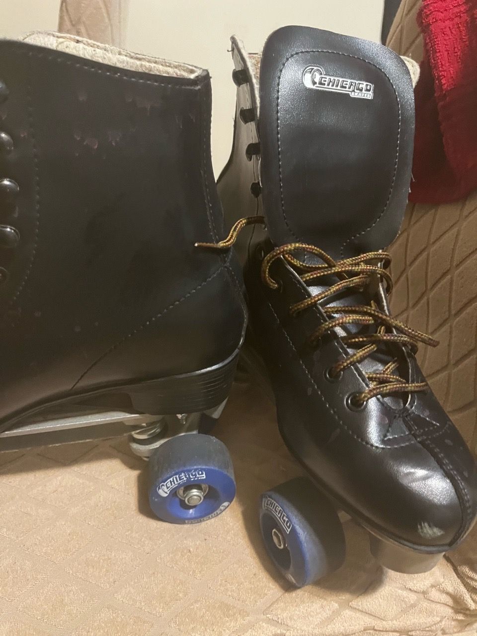 Classic Chicago Men Skate size 9