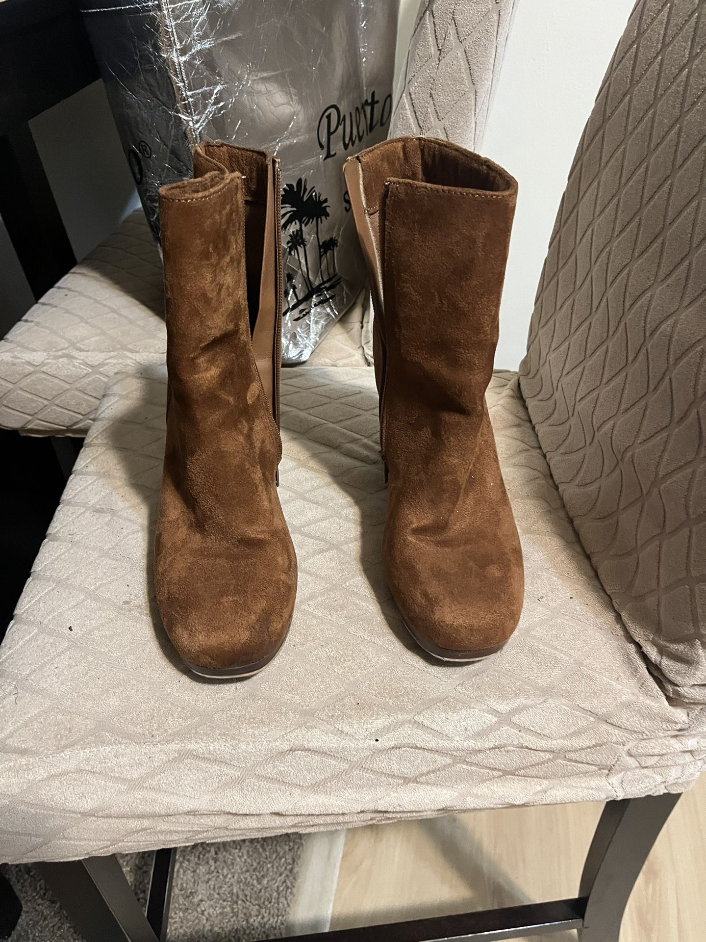 Mari A Suede/faux Boots