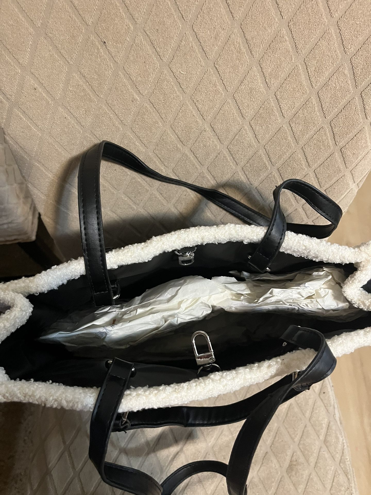 Large Wakara & Mirfne Tote Bag - photo 2