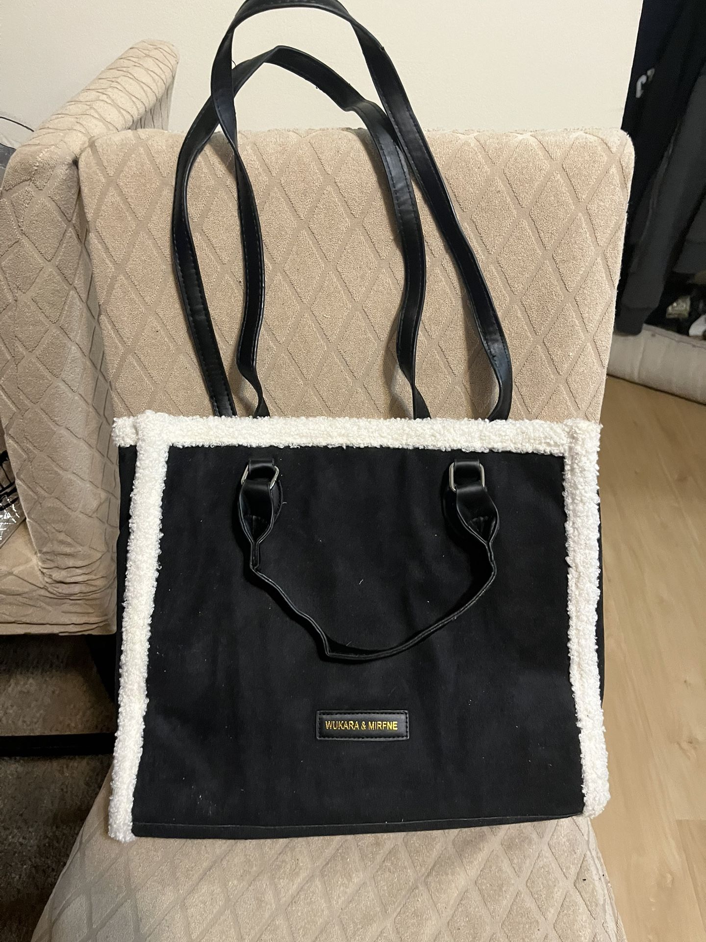 Large Wakara & Mirfne Tote Bag - photo 3