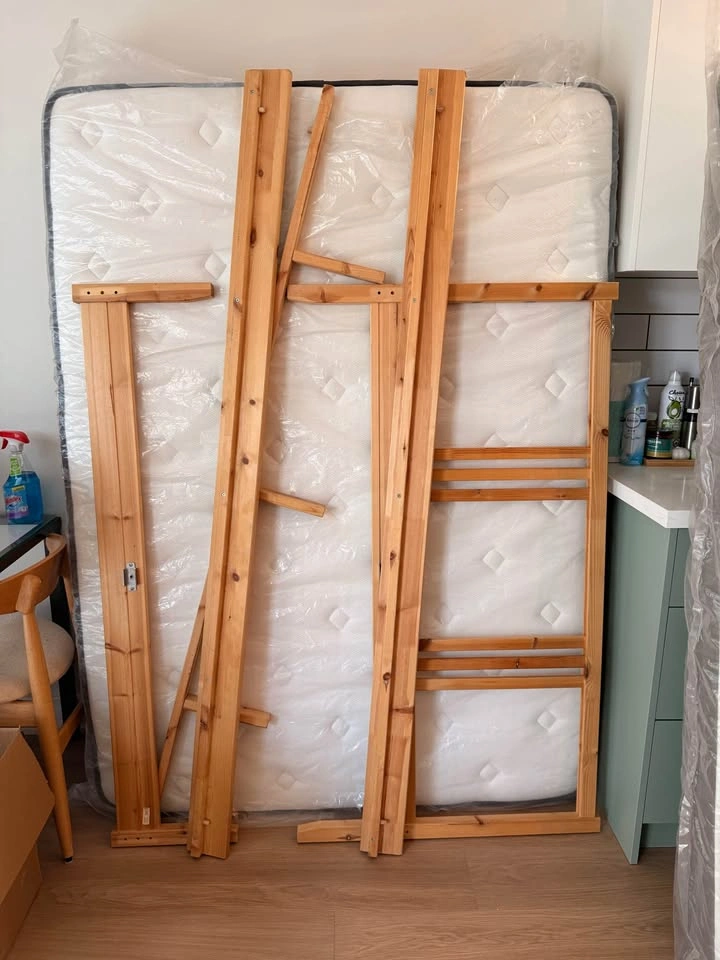 IKEA FJELLSE double bed + MORGEDAL mattress - photo 3