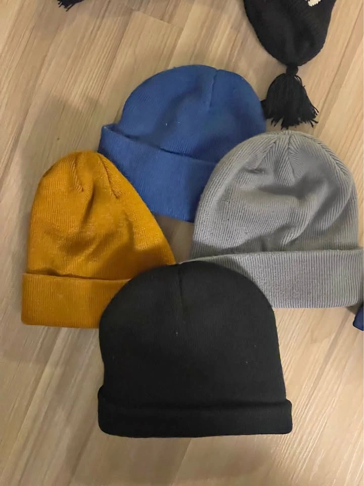 4 Toddler toques