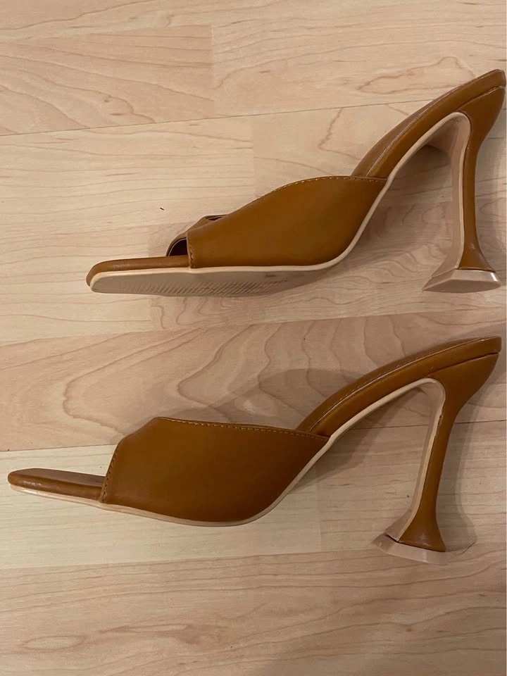 Cape Robbin Mule Heels Size 9 - photo 3