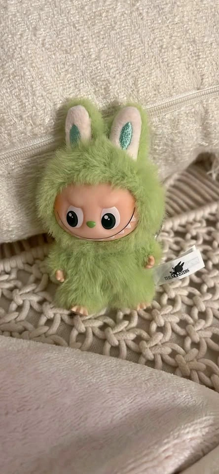 Pin for Love Labubu - V (Lime Green)