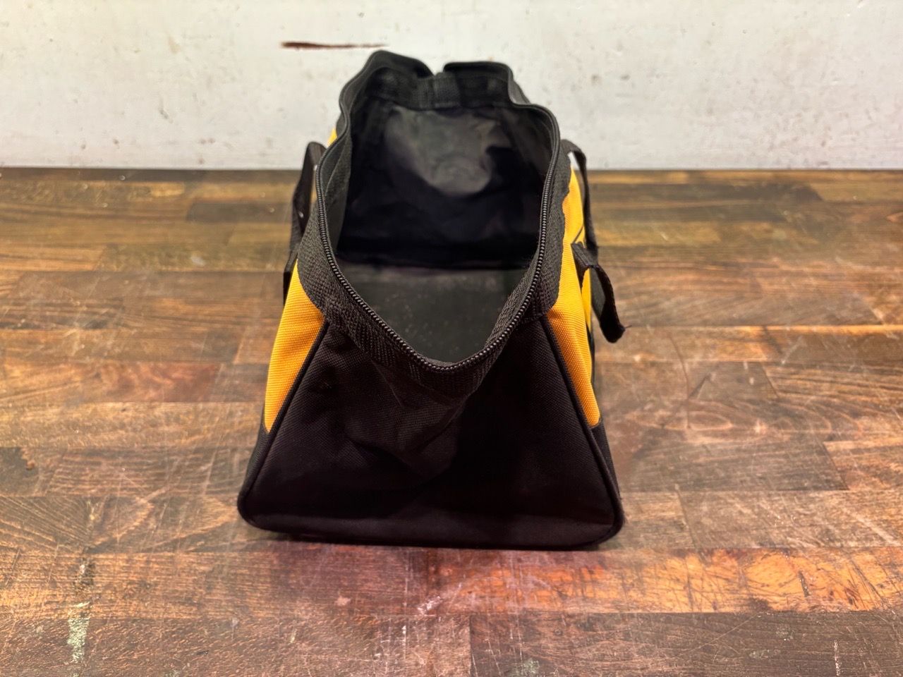 DeWalt Tool Bag - Small - photo 2