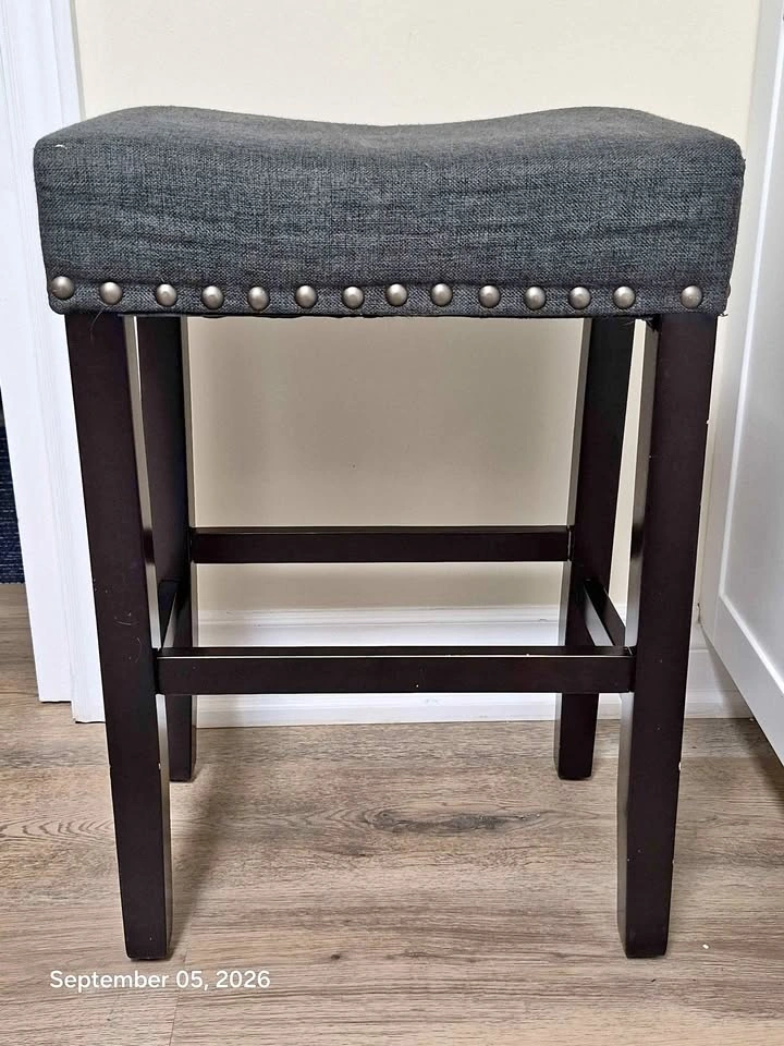 Set of 4 Stools