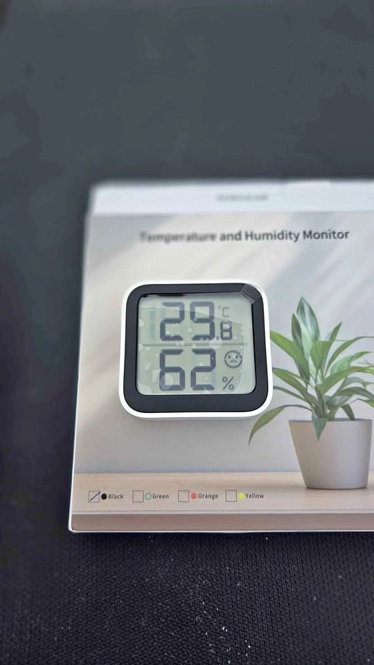 Temperature and humidity display sensor