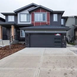 3 Beds 2.5 Baths House