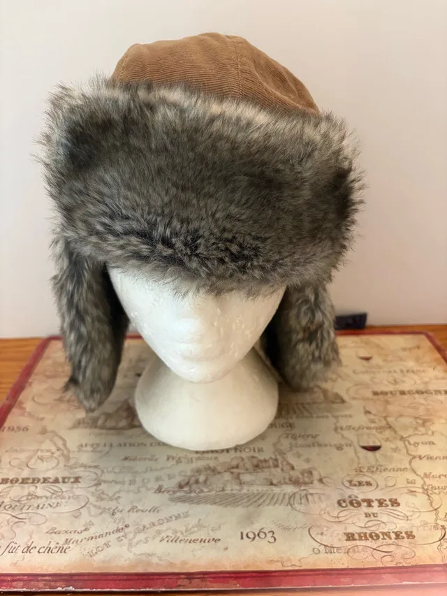 Columbia Hat thumbnail