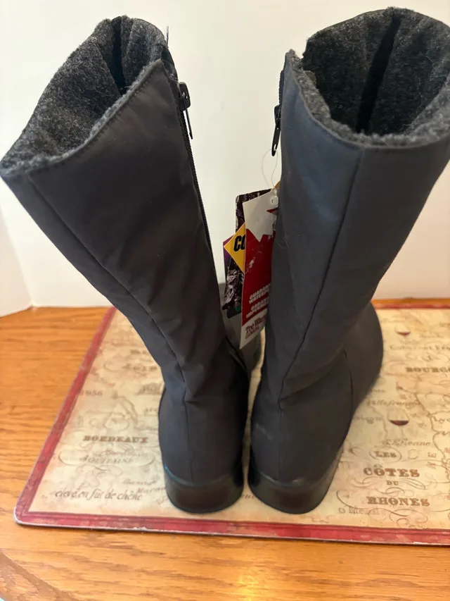 Toe Warmers Boots - Size 10M thumbnail