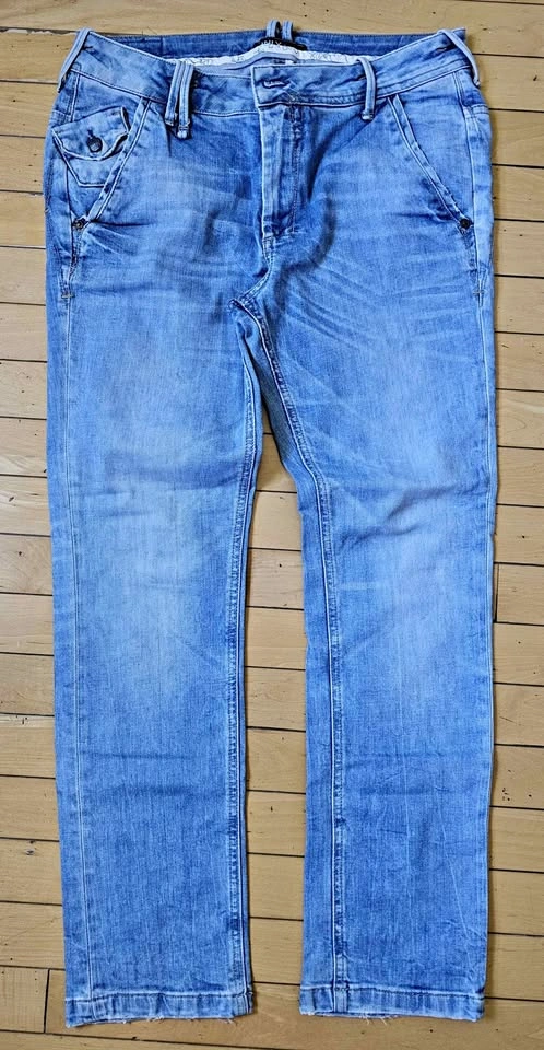 ONLY Denimize Light Wash Flap Pocket Jeans - W28 L32