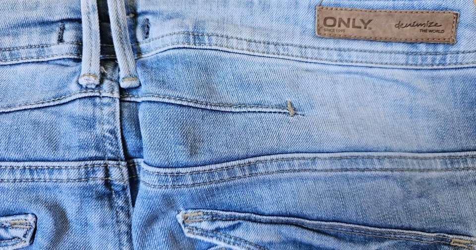 ONLY Denimize Light Wash Flap Pocket Jeans - W28 L32 - photo 3