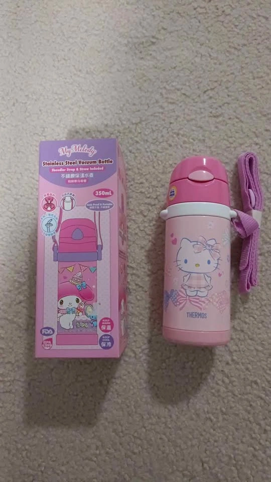 My melody / Hello kitty water bottle - photo 2