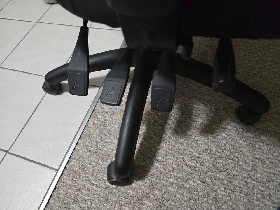 Desk chair - photo 2