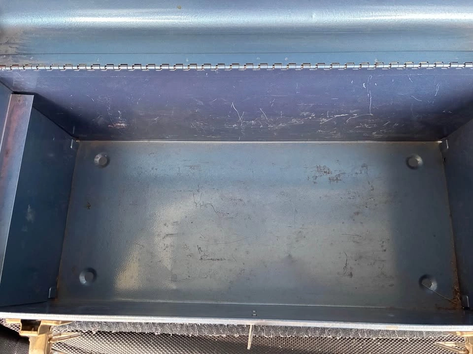 Vintage Beach Metal Toolbox With Original Tray - Made In Canada - photo 5