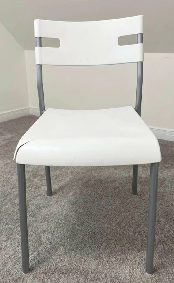 White IKEA Desk/Dining Chair - photo 2