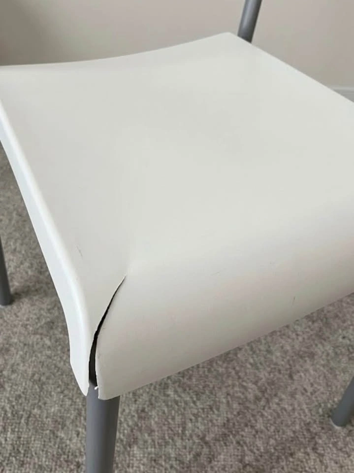 White IKEA Desk/Dining Chair - photo 4