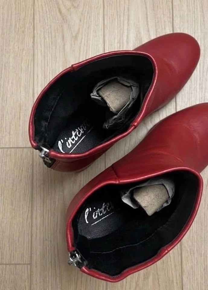 BRAND NEW- L'intervalle Red Leather Ankle Boots (Size 37) - photo 3