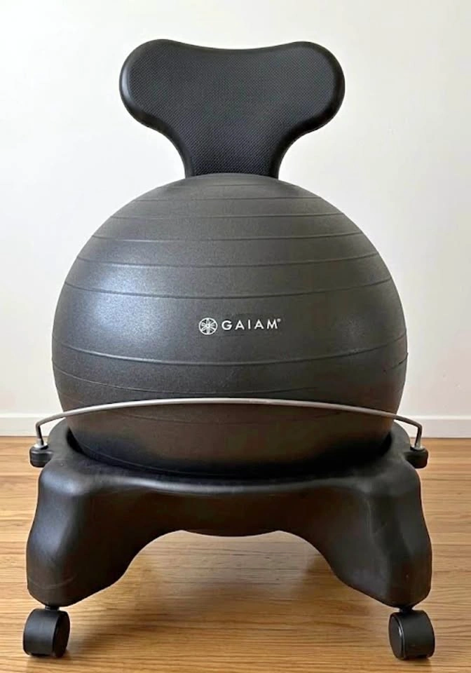 BRAND NEW Gaiam Classic Balance Ball Chair