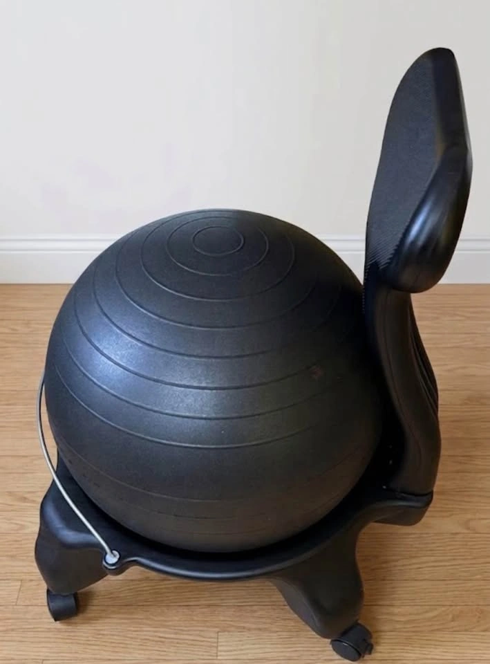 BRAND NEW Gaiam Classic Balance Ball Chair - photo 3