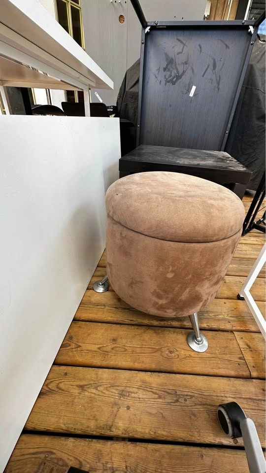 Furniture for sale due to Moving! - photo 3