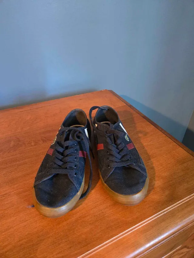Lacoste Sneakers thumbnail