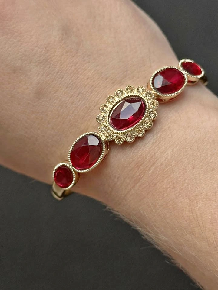Vintage Gold-Tone Bangle Bracelet with Ruby-Red Stones