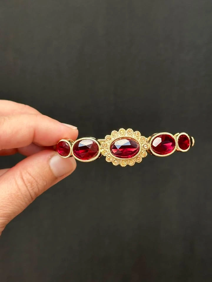 Vintage Gold-Tone Bangle Bracelet with Ruby-Red Stones - photo 4