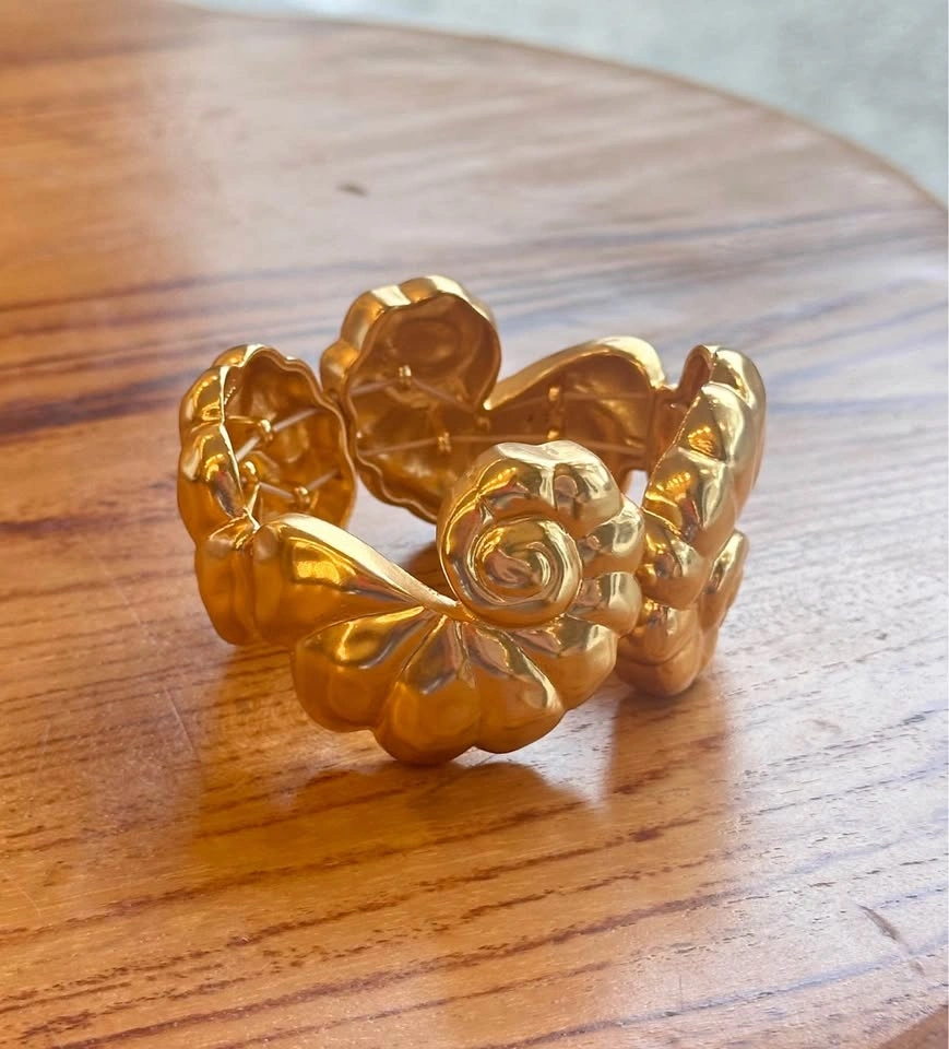 J.Crew Gold-Tone Seashell Cuff Bracelet - photo 2